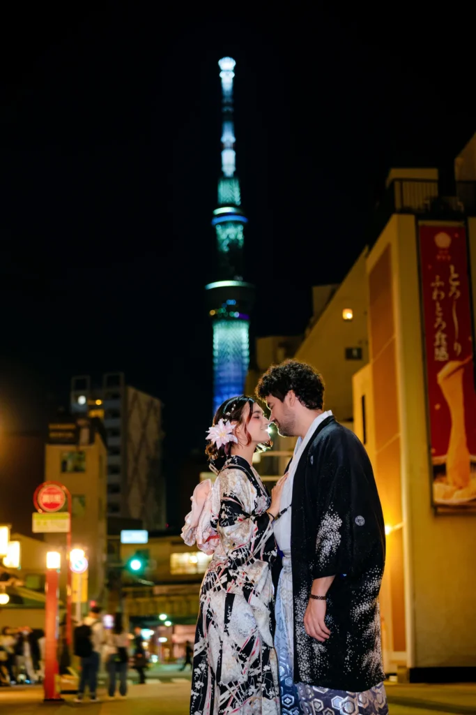 Night kimono photoshoot in Asakusa with Tokyo Skytree illuminated in the background